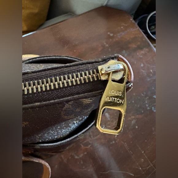 Louis Vuitton Totally MM tote - Picture 12 of 13